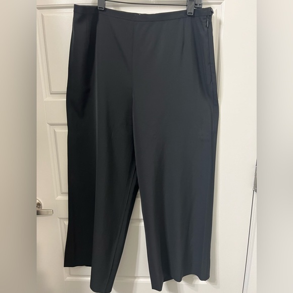 THE ROW Wide Leg Crop Pants - Picture 5 of 11